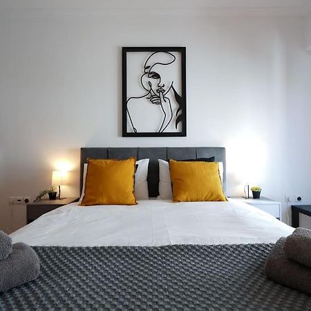 Syntagma Square, 70Sqm Pentelis Sunny Apartment Atenas Exterior foto