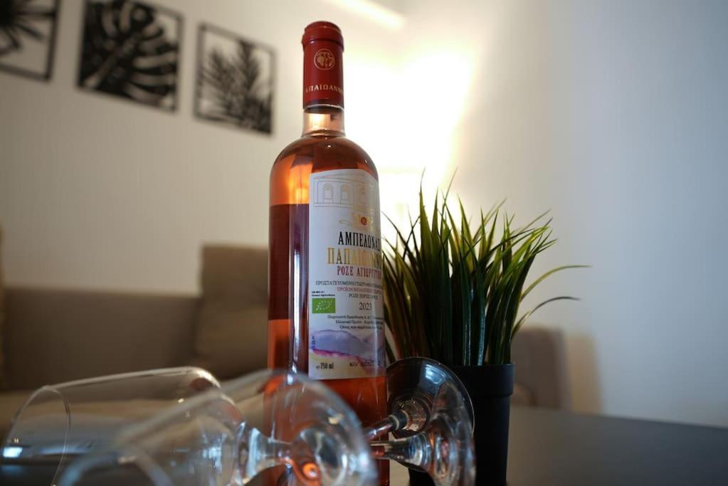 Syntagma Square, 70Sqm Pentelis Sunny Apartment Atenas Exterior foto