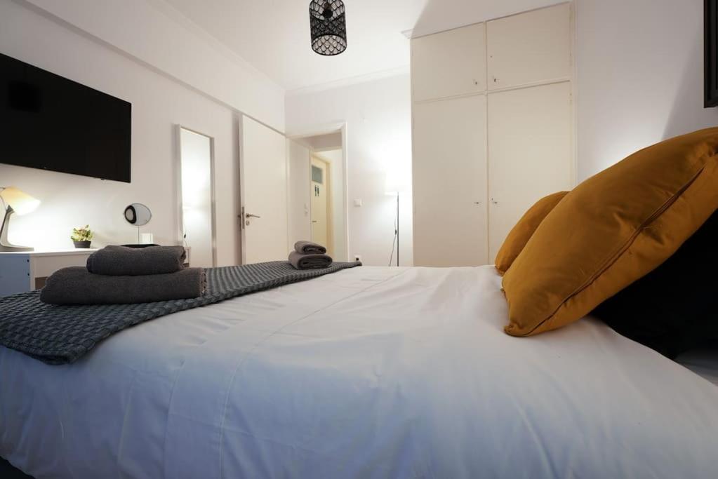 Syntagma Square, 70Sqm Pentelis Sunny Apartment Atenas Exterior foto