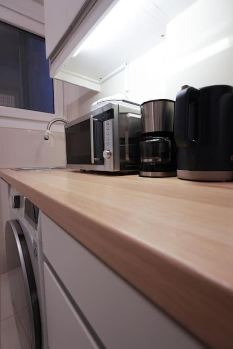 Syntagma Square, 70Sqm Pentelis Sunny Apartment Atenas Exterior foto